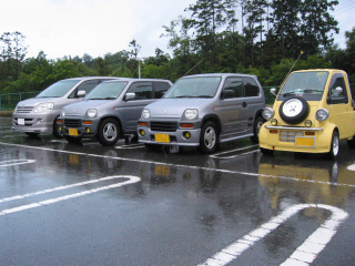 雨降り…。