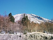 四合目からみた富士山…(クリックで拡大表示します)。