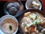 昼食(クリックで拡大)